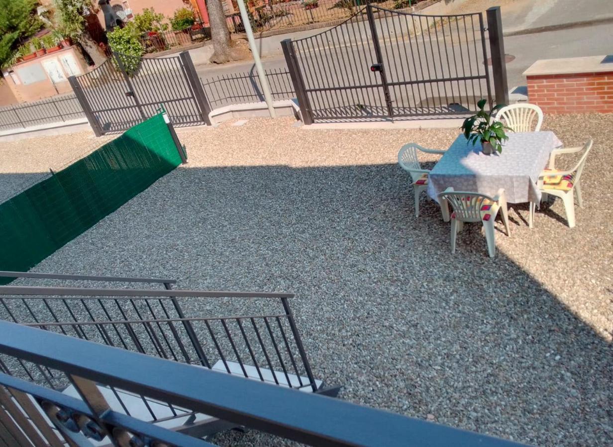 La Casa Nel Poggio 247 Vicino A Siena Lägenhet Ponte a Tressa Exteriör bild